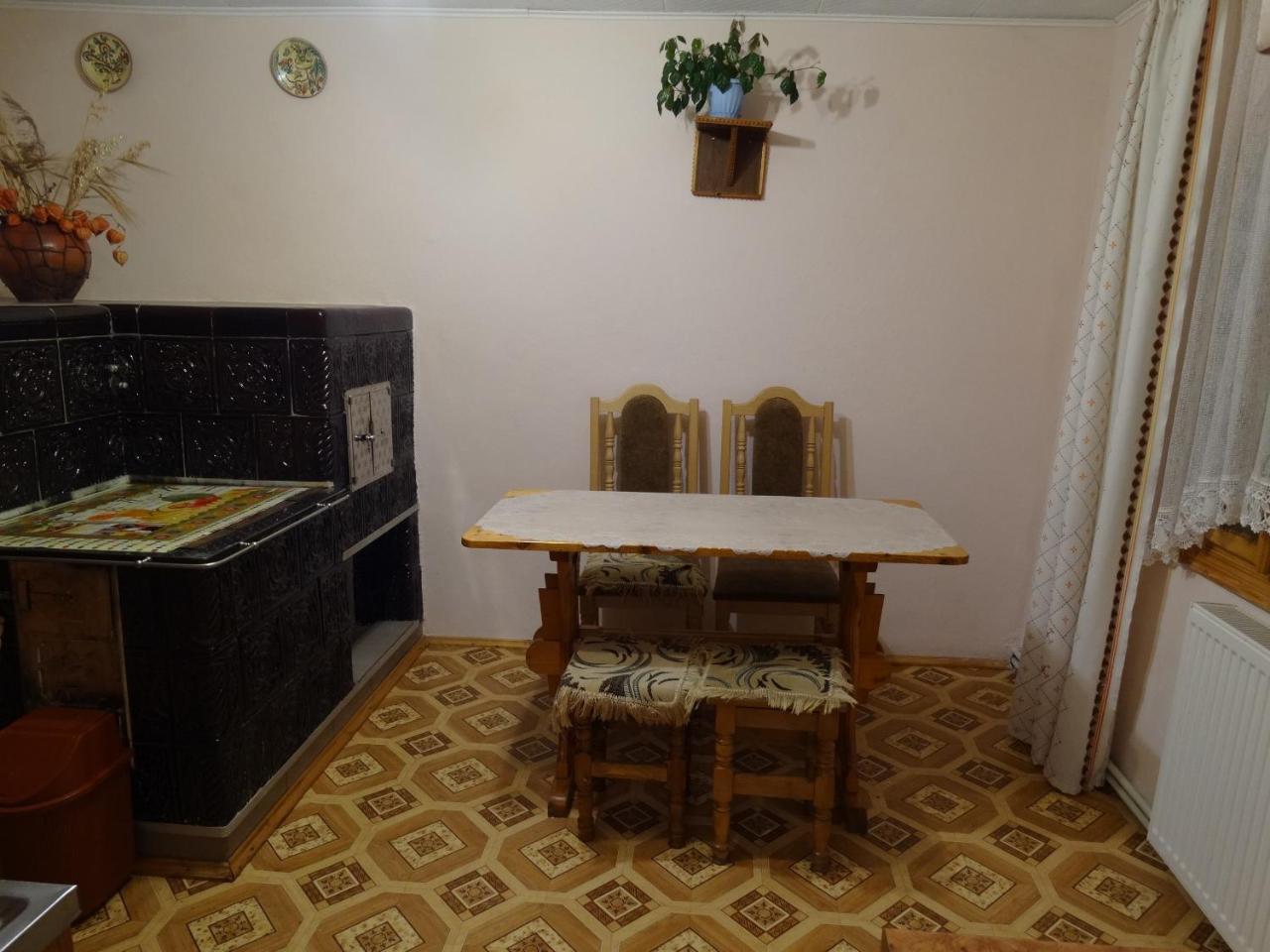 Guest House Karpaty Yaremche Dış mekan fotoğraf